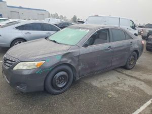 Toyota Camry BASE 2.5L 4 2011