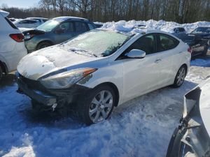 Hyundai Elantra GLS 1.8L 4 2013