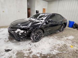 Toyota Camry SE 2.5L 4 2021