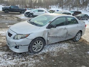 Toyota Corolla BASE 1.8L 4 2010