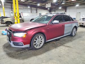 Audi A4 2.0L 4 2015