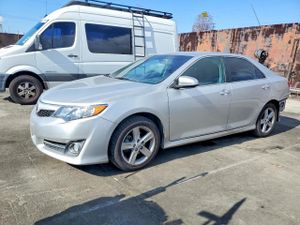 Toyota Camry BASE 2.5L 4 2012