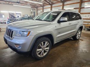 Jeep Grand Cherokee LAREDO 5.7L 8 2011