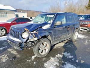 Jeep Patriot SPORT 2.4L 4 2013