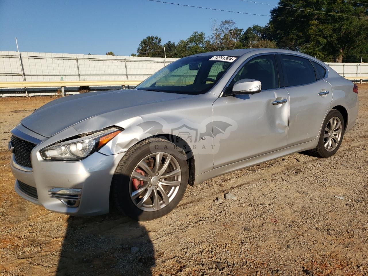 Infiniti Q70 5.6 5.6L 8 2015