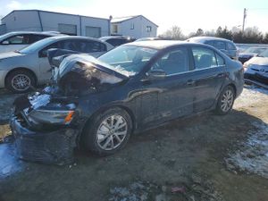 Volkswagen Jetta SE 1.8L 4 2014