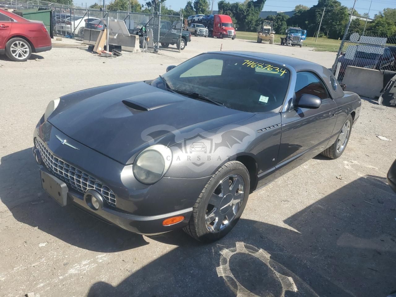 Ford Thunderbird 3.9L 8 2003