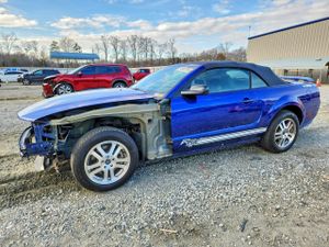 Ford Mustang GT 4.6L 8 2005