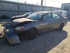 Toyota Camry LE 2.4L 4 2002