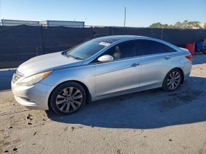 Hyundai Sonata SE 2.0L 4 2012