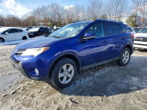 Toyota Rav4 XLE 2.5L 4 2014
