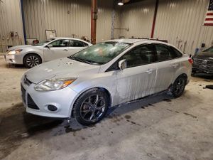 Ford Focus SE 2.0L 4 2014