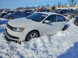 Volkswagen Jetta 2.0L 4 2012