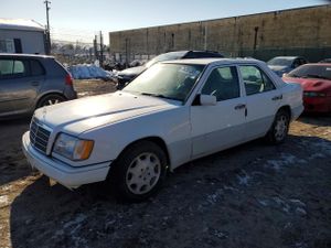 Mercedes-Benz E 320 BASE 3.2L 6 1995