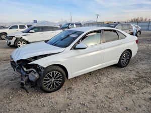Volkswagen Jetta 1.4L 4 2021