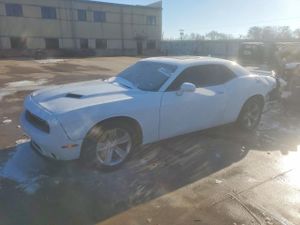 Dodge Challenger SXT 3.6L 6 2015