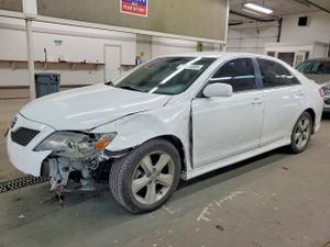 Toyota Camry BASE 2.5L 4 2011