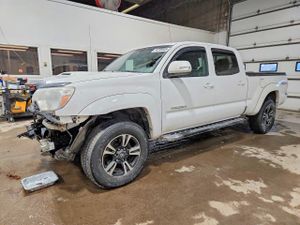 Toyota Tacoma 4.0L 6 2015