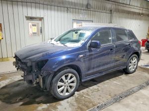 Mitsubishi Outlander SE 2.0L 4 2012