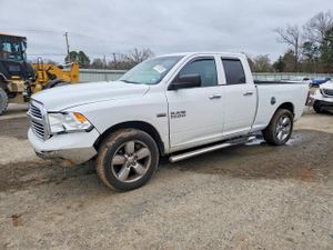 RAM 1500 5.7L 8 2014