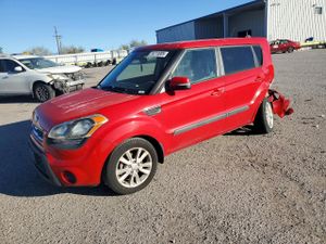 Kia Soul + 2.0L 4 2013