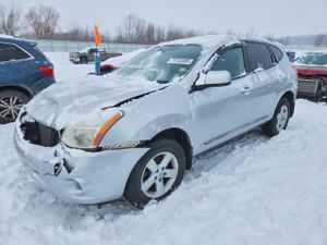 Nissan Rogue S 2.5L 4 2013