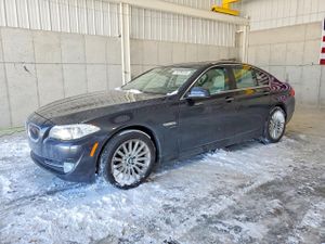 BMW 5 Series XI 3.0L 6 2011