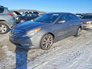 Hyundai Sonata SE 2.4L 4 2013