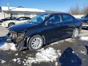 Toyota Corolla BASE 1.8L 4 2010