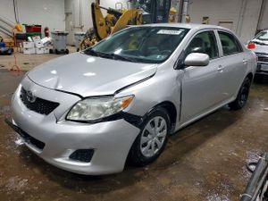 Toyota Corolla BASE 1.8L 4 2010