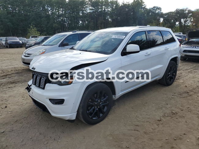 Jeep Grand Cherokee LAREDO 3.6L  6 2021