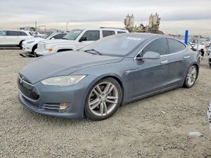 Tesla Model S 2013