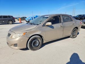 Toyota Corolla BASE 1.8L 4 2010