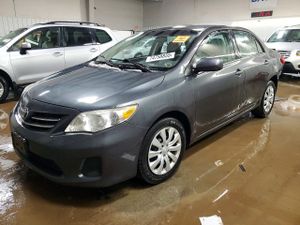 Toyota Corolla BASE 1.8L 4 2013