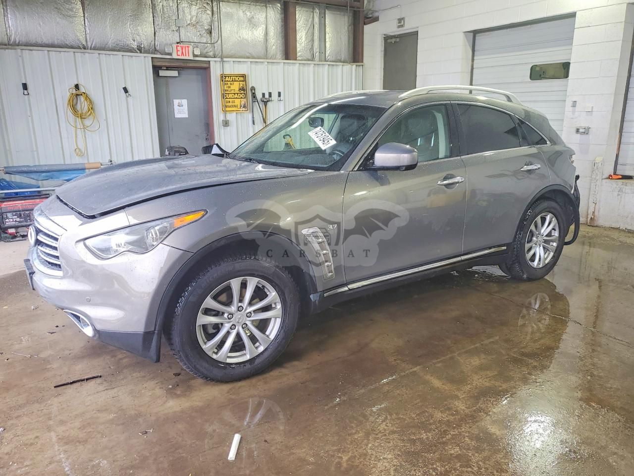 Infiniti QX70 3.7L 6 2015