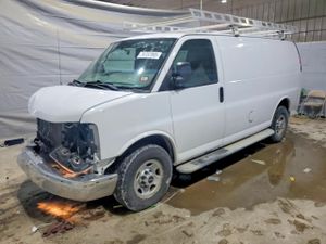 GMC Savana G2500 4.8L 8 2015