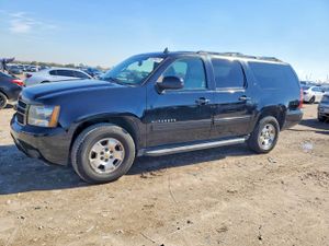 Chevrolet Suburban C1500 LT 5.3L 8 2013