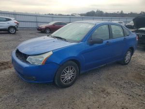 Ford Focus SE 2.0L 4 2010