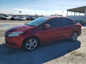 Ford Focus SE 2.0L 4 2013