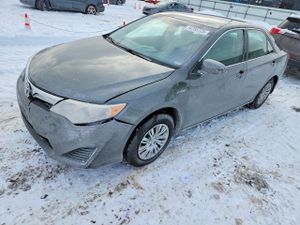 Toyota Camry HYBRID 2.5L 4 2012