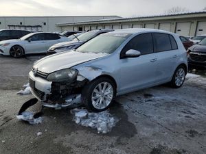 Volkswagen Golf 2.0L 4 2013