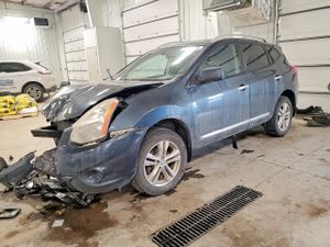Nissan Rogue S 2.5L 4 2013