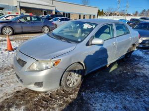 Toyota Corolla BASE 1.8L 4 2010