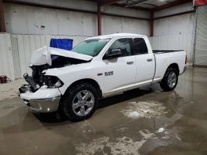 RAM 1500 SLT 5.7L 8 2015