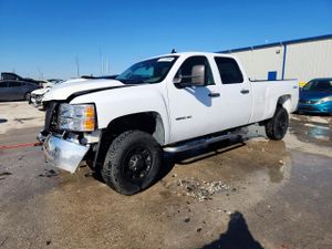 Chevrolet Silverado 1500 K3500 6.6L 8 2014