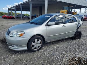 Toyota Corolla CE 1.8L 4 2004