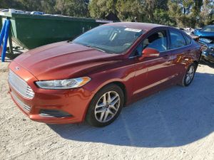 Ford Fusion SE 2.5L 4 2014