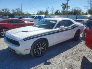 Dodge Challenger SXT 3.6L 6 2015