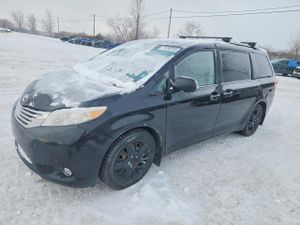 Toyota Sienna XLE 3.5L 6 2011