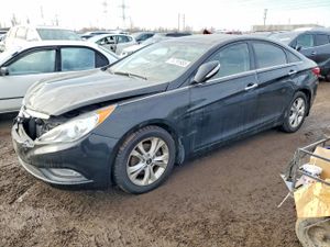 Hyundai Sonata SE 2.4L 4 2013